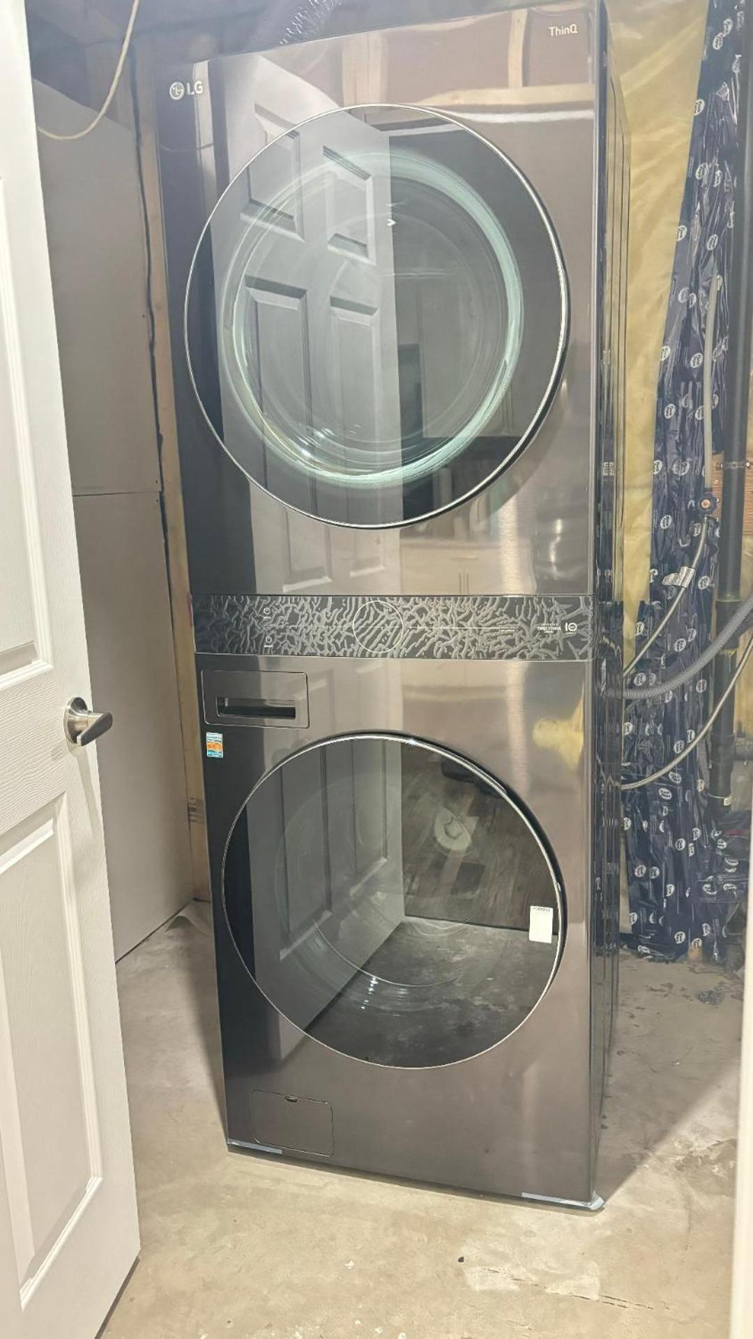 Modern 2 Bedroom Basement Suite With Laundry YYC Kültér fotó