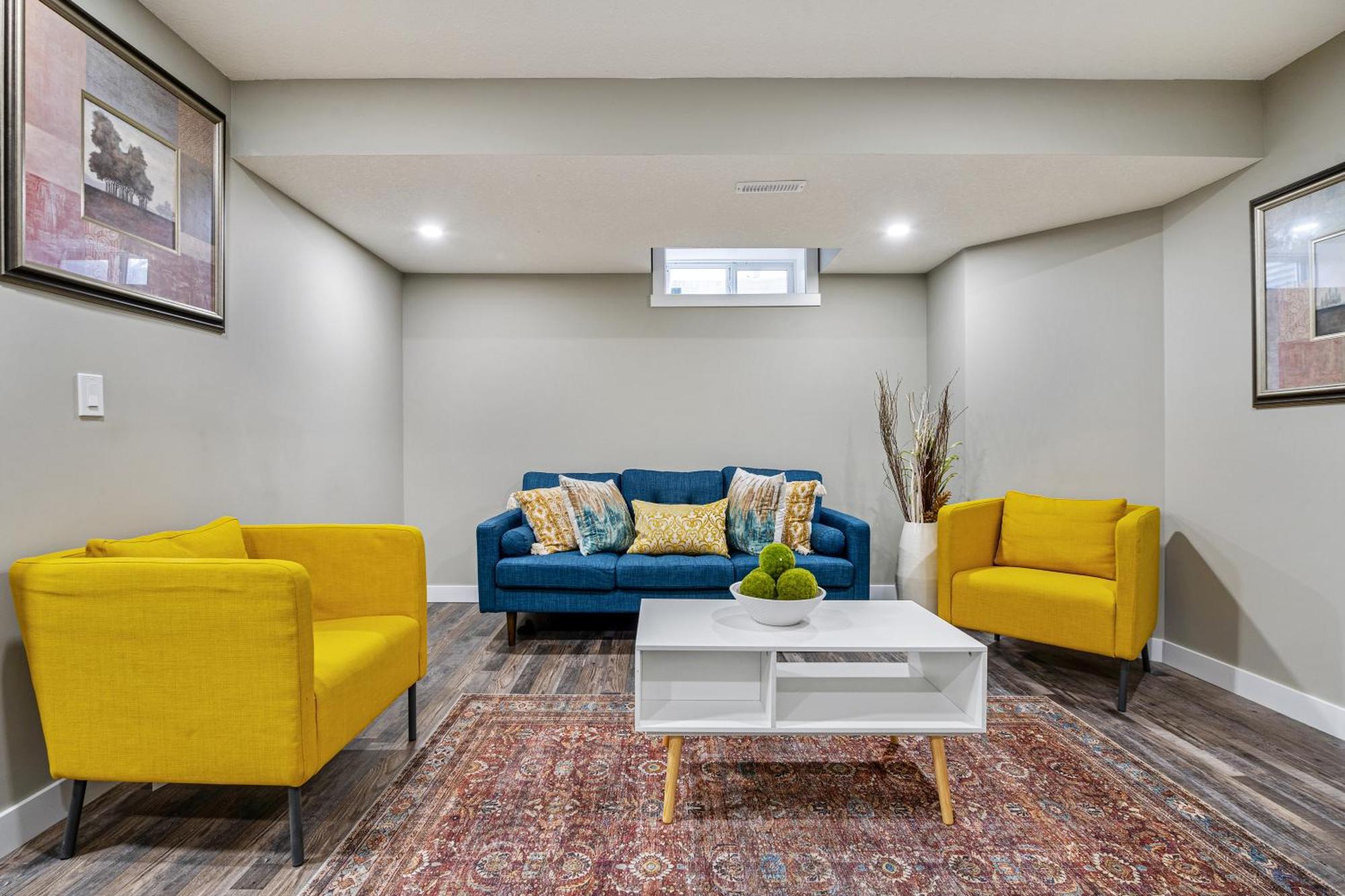 Modern 2 Bedroom Basement Suite With Laundry YYC Kültér fotó